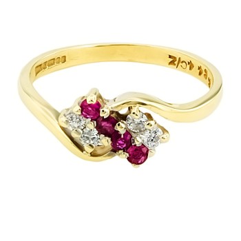 9ct Gold Ruby / Cubic Zirconia Cluster Ring Size N